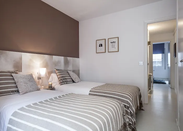 Group Calm Apartamento *