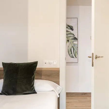 Group Calm דירה *