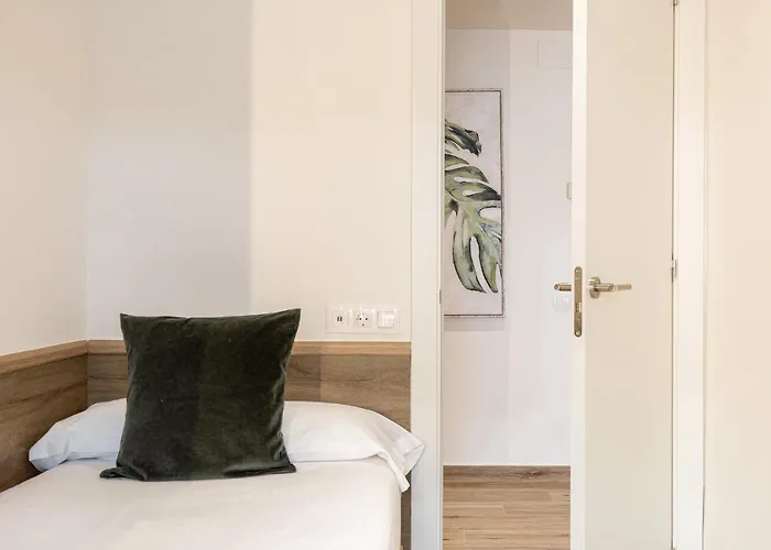 Group Calm Apartment *
