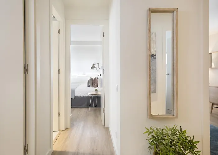 Apartment Group Calm